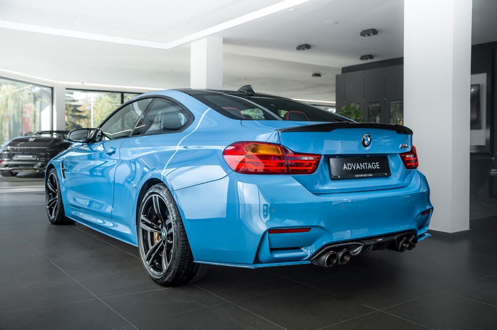 BMW M4 2015