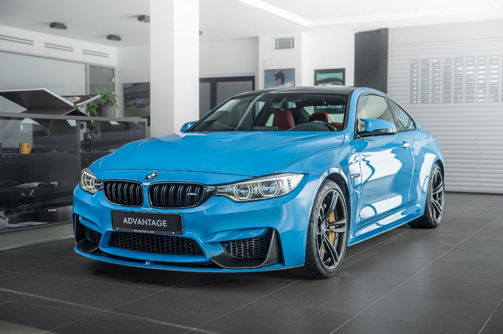 BMW M4 2015
