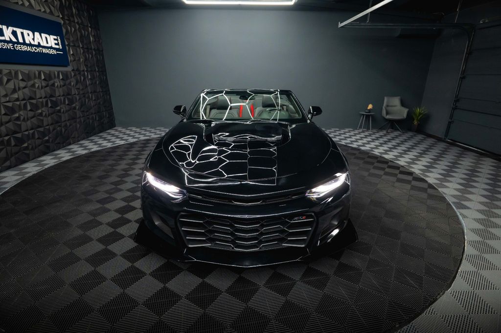 Chevrolet Camaro 2020