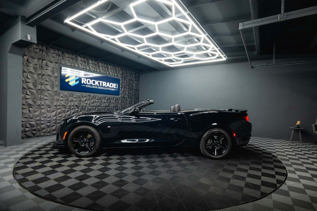 Chevrolet Camaro 2020