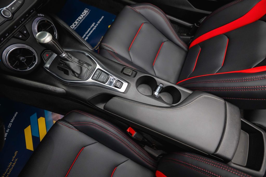 Chevrolet Camaro 2020