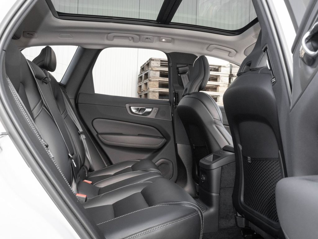 Volvo XC60 2022