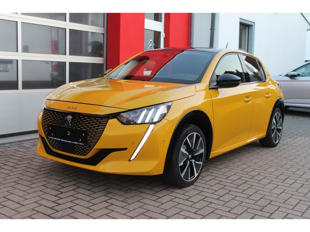 Peugeot 208 2021
