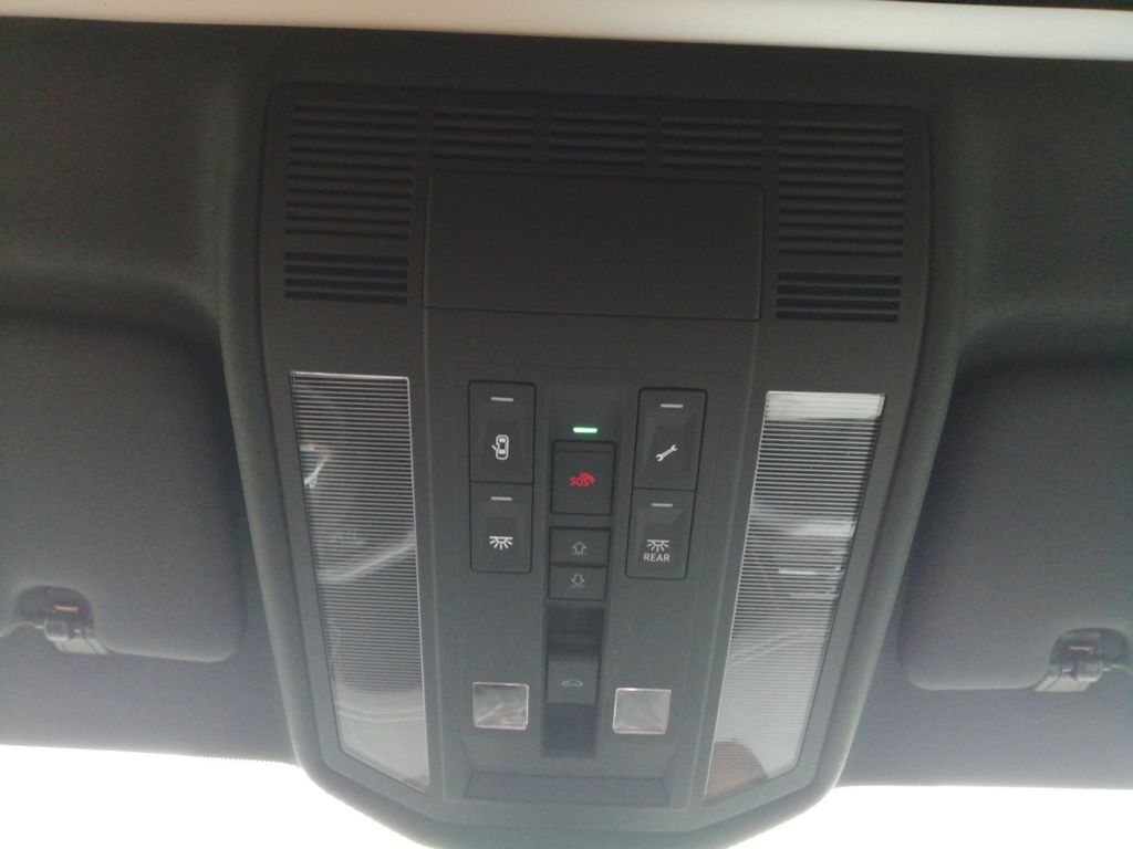 Volkswagen Touareg 2025