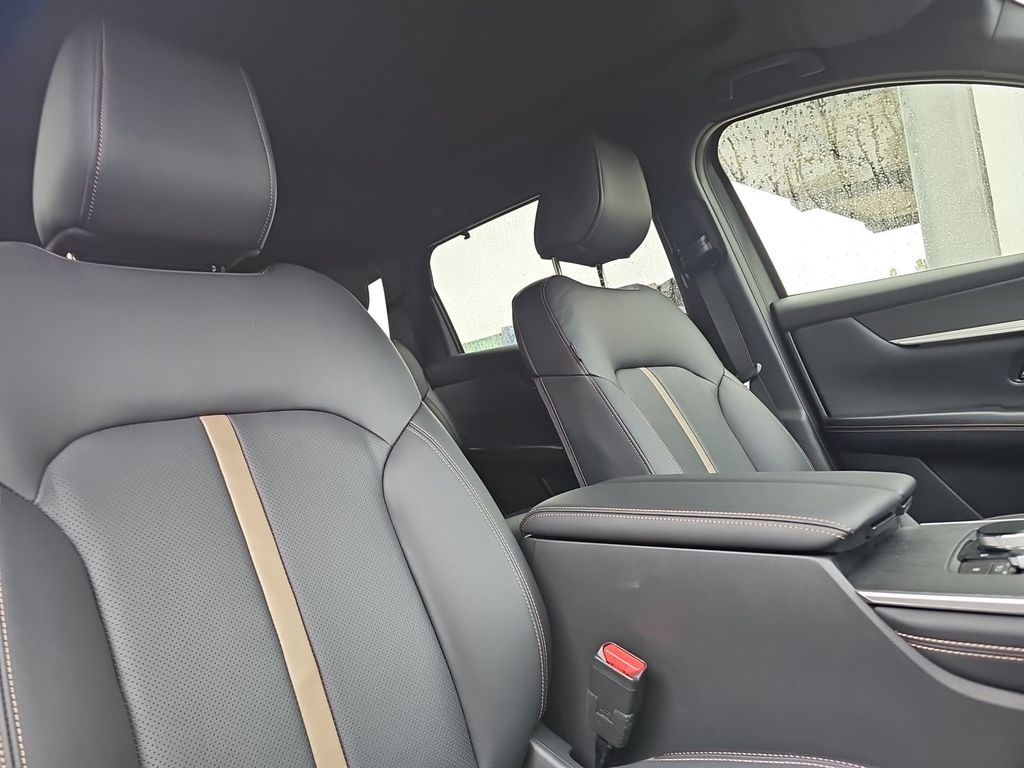 Mazda CX-80 2025