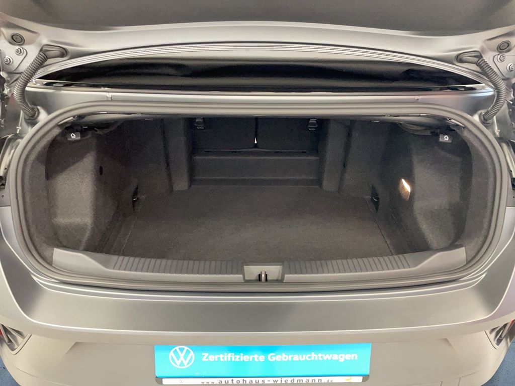 Volkswagen T-Roc 2023