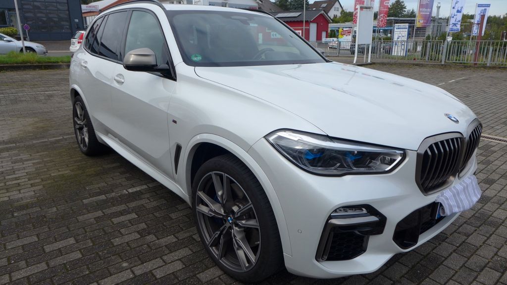 BMW X5 M50 2020