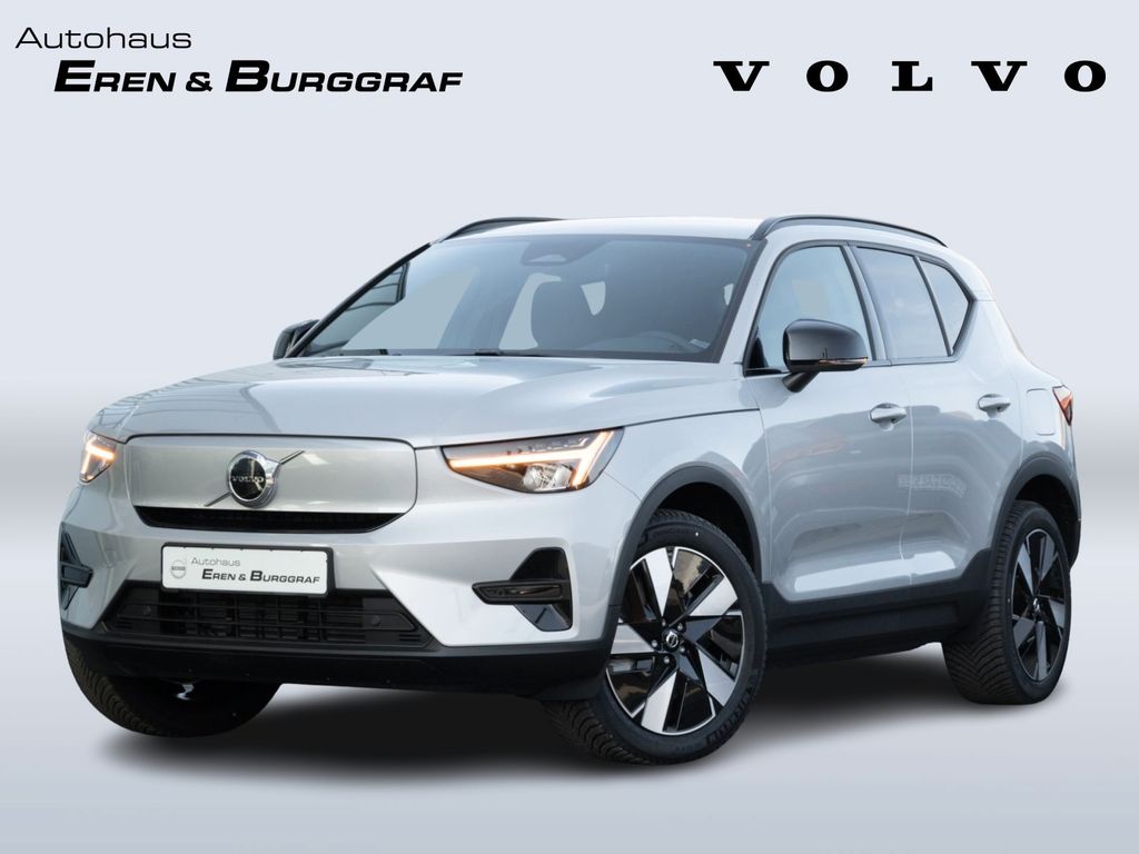 Volvo XC40 2025