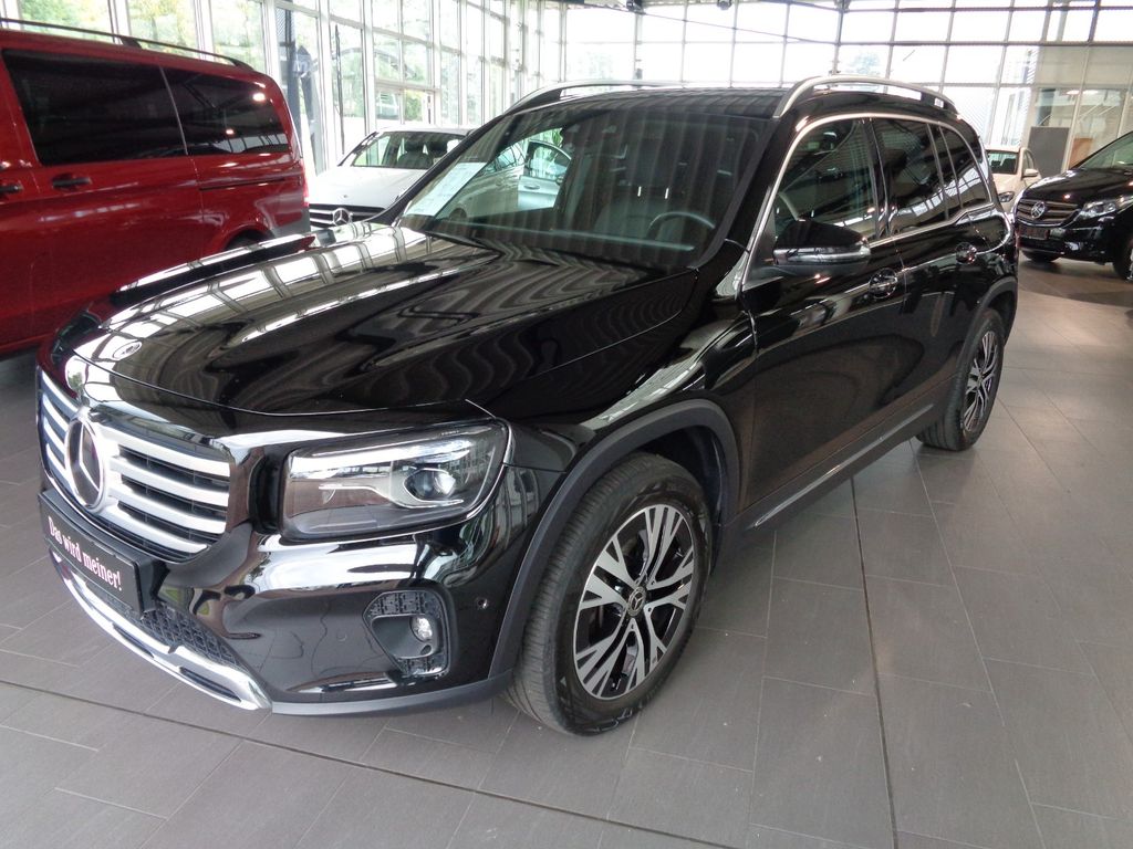 Mercedes-Benz GLB 220 2024