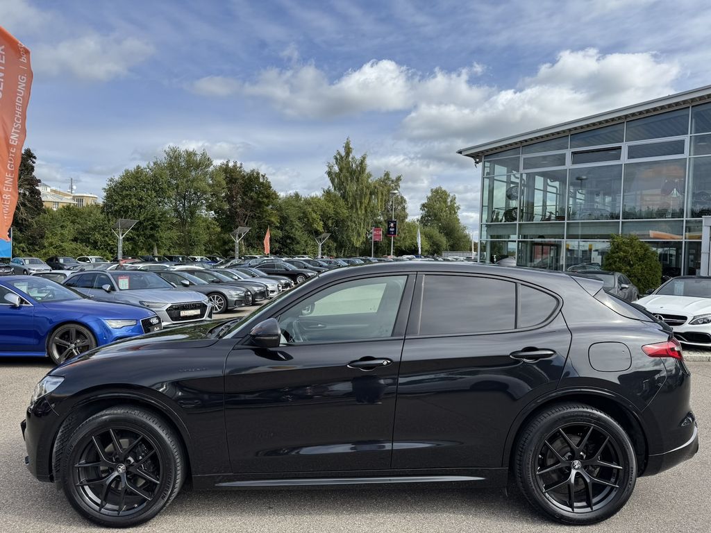 Alfa Romeo Stelvio 2021