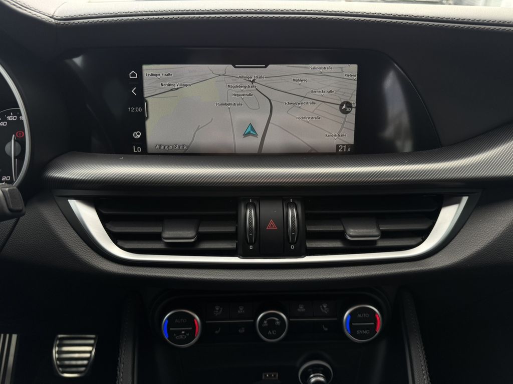 Alfa Romeo Stelvio 2021