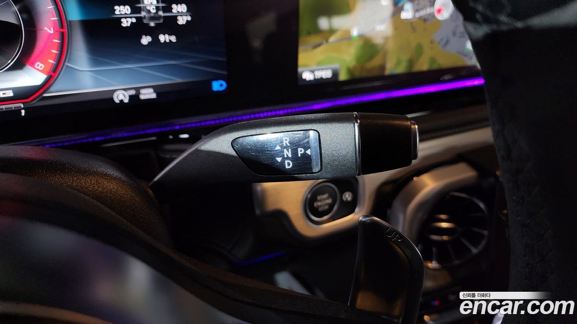 Mercedes-Benz G-Class 2022