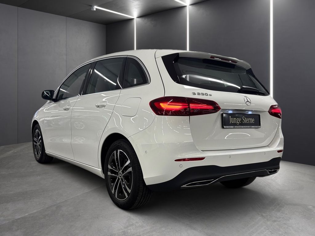 Mercedes-Benz B 250 2024