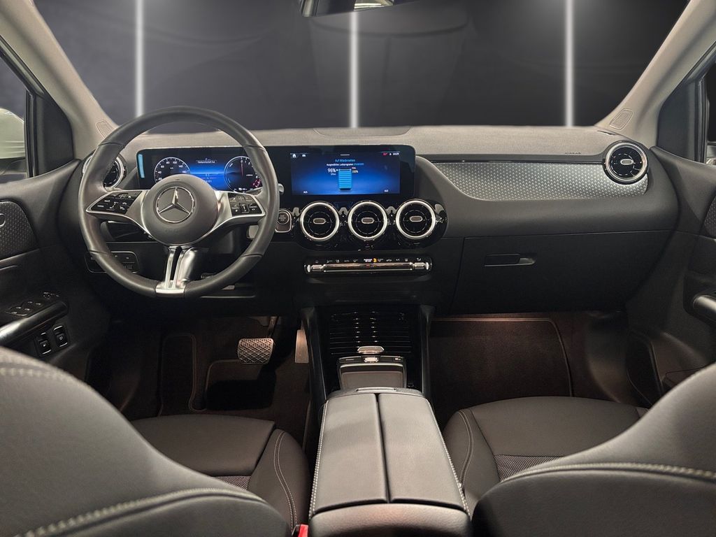 Mercedes-Benz B 250 2024