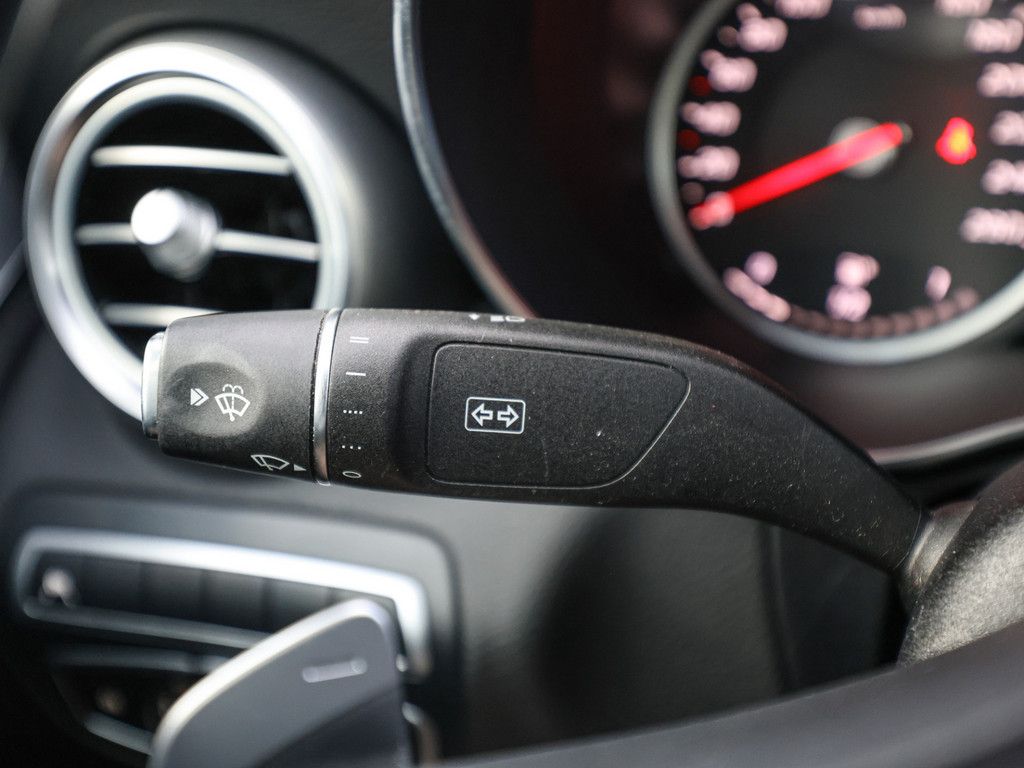 Mercedes-Benz C 200 2023