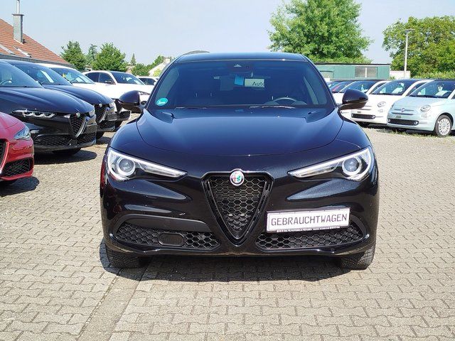 Alfa Romeo Stelvio 2022