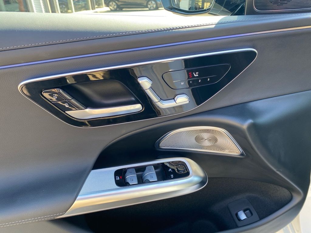 Mercedes-Benz E 300 2024