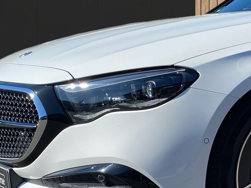 Mercedes-Benz E 300 2024