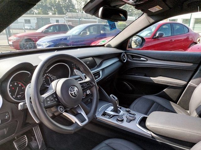 Alfa Romeo Stelvio 2022