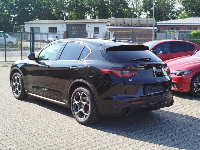 Alfa Romeo Stelvio 2022