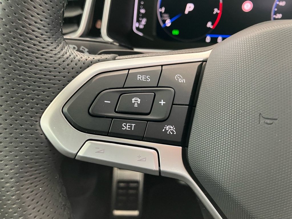 Volkswagen T-Roc 2024