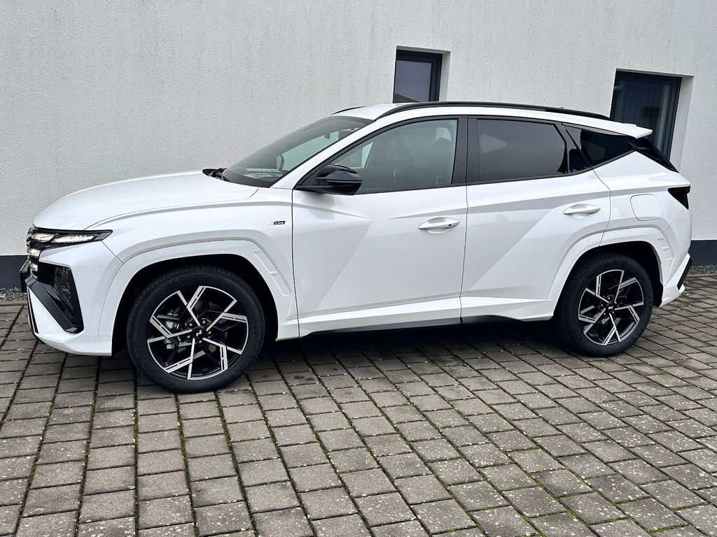 Hyundai TUCSON 2025