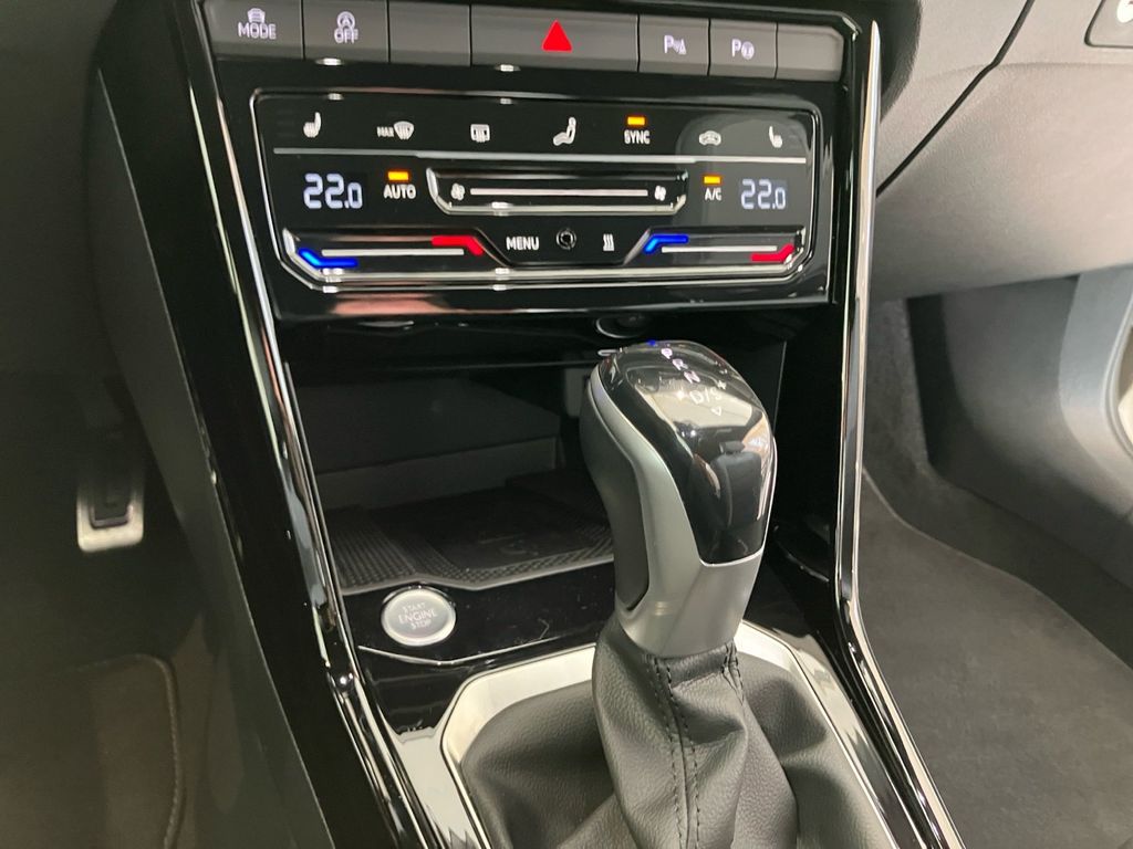 Volkswagen T-Roc 2024