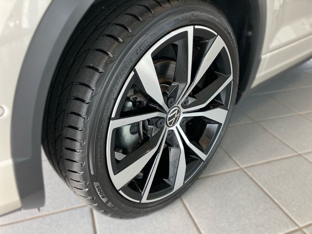 Volkswagen T-Roc 2024