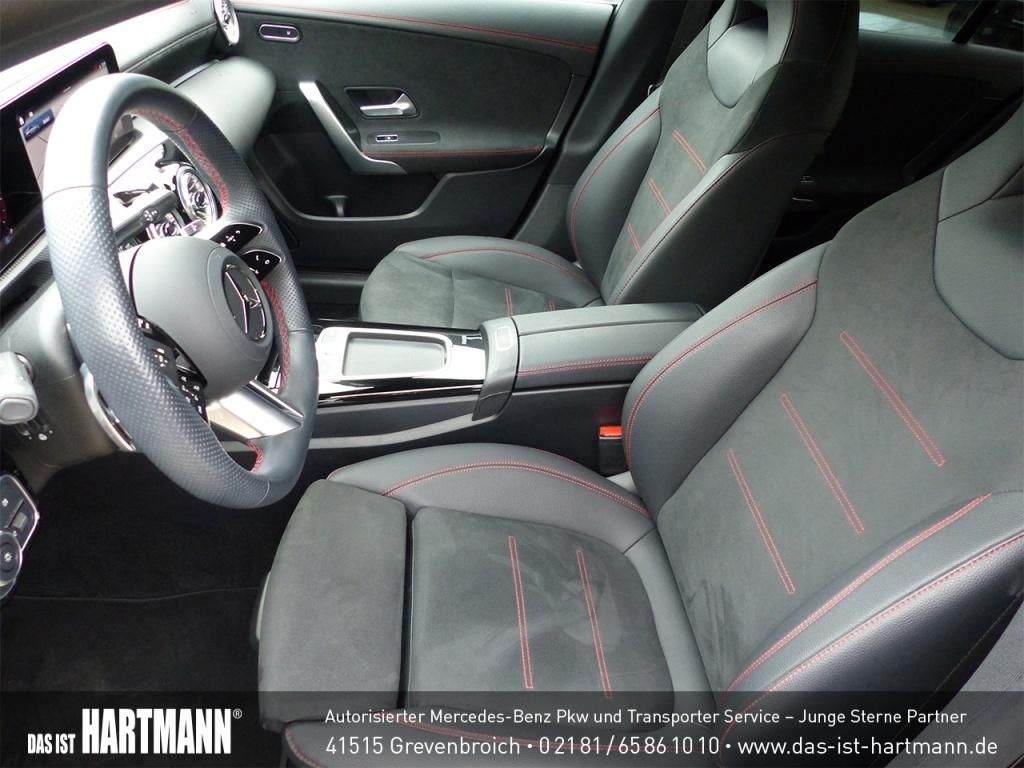 Mercedes-Benz CLA 200 2024