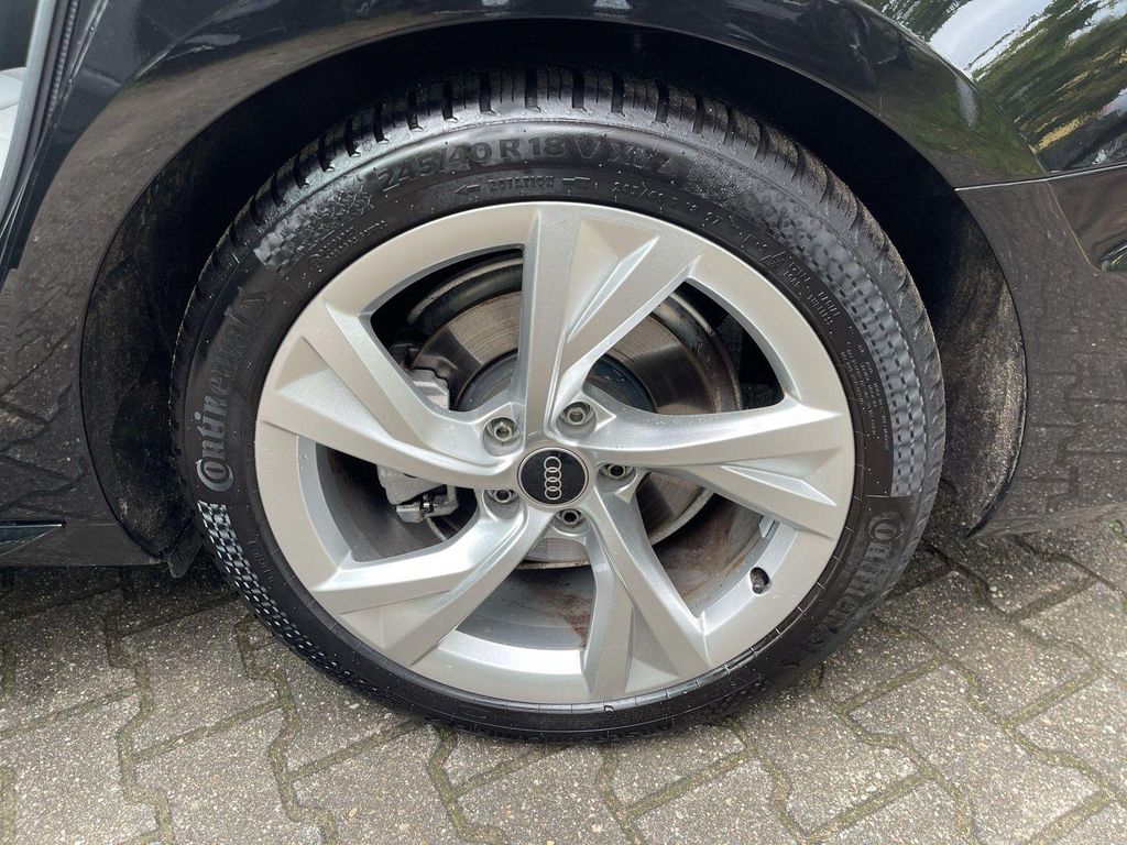 Audi A4 2025