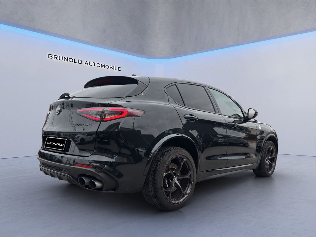 Alfa Romeo Stelvio 2021