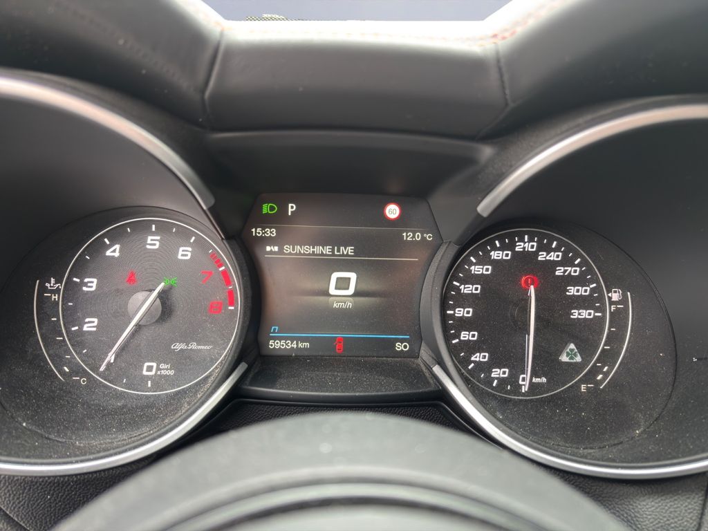 Alfa Romeo Stelvio 2021