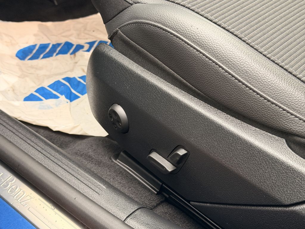 Mercedes-Benz C 300 2024