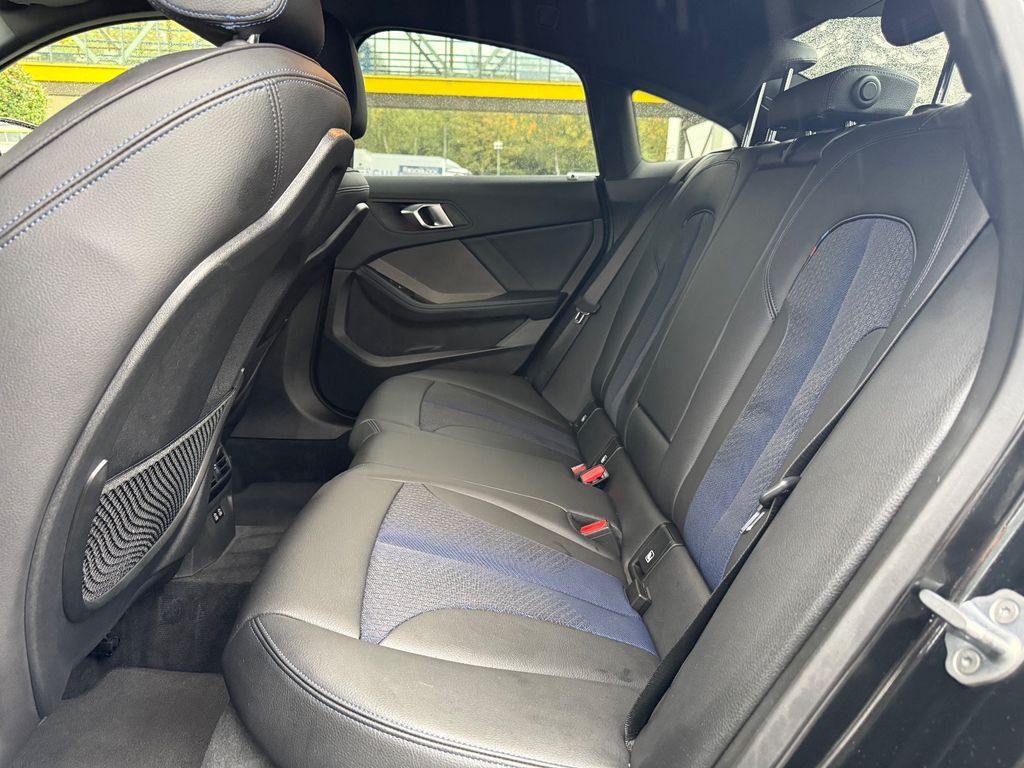 BMW 218 Gran Coupé 2024