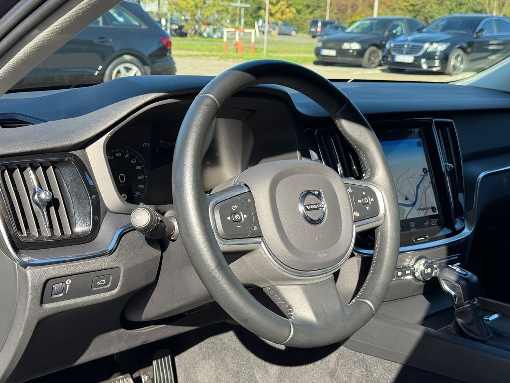 Volvo V60 2020