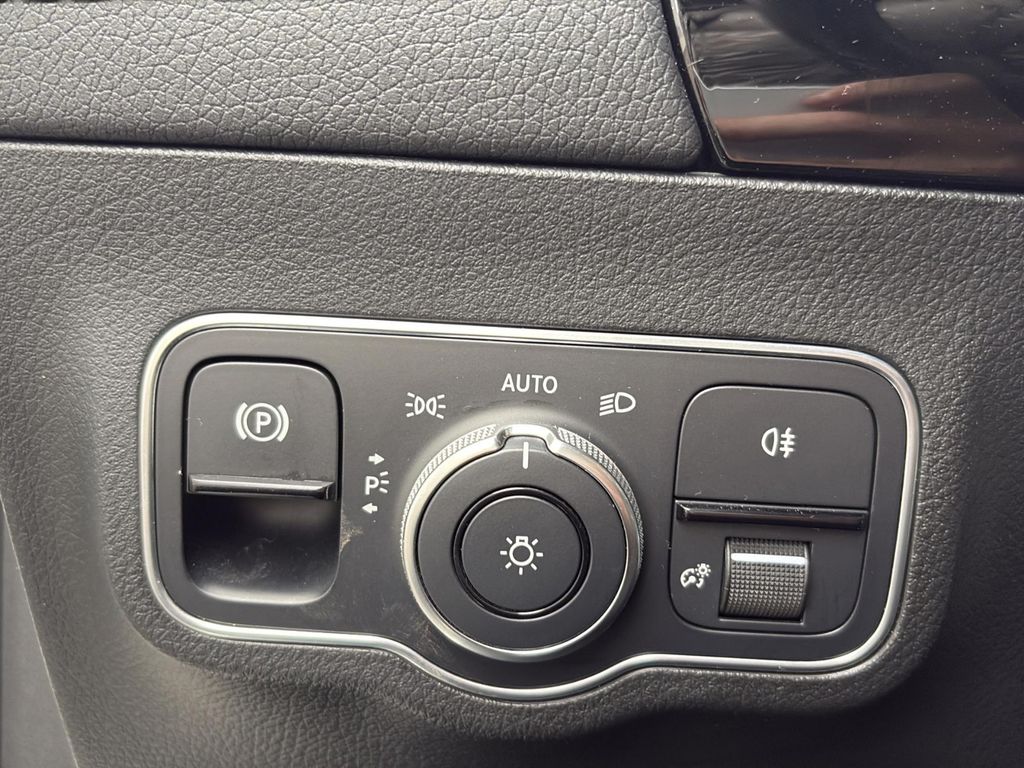 Mercedes-Benz B 250 2021