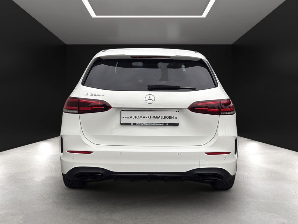 Mercedes-Benz B 250 2021