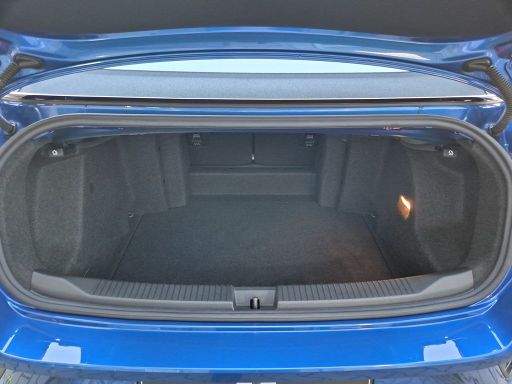 Volkswagen T-Roc 2024