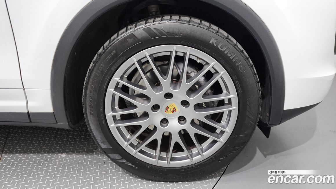 Porsche Cayenne 2016