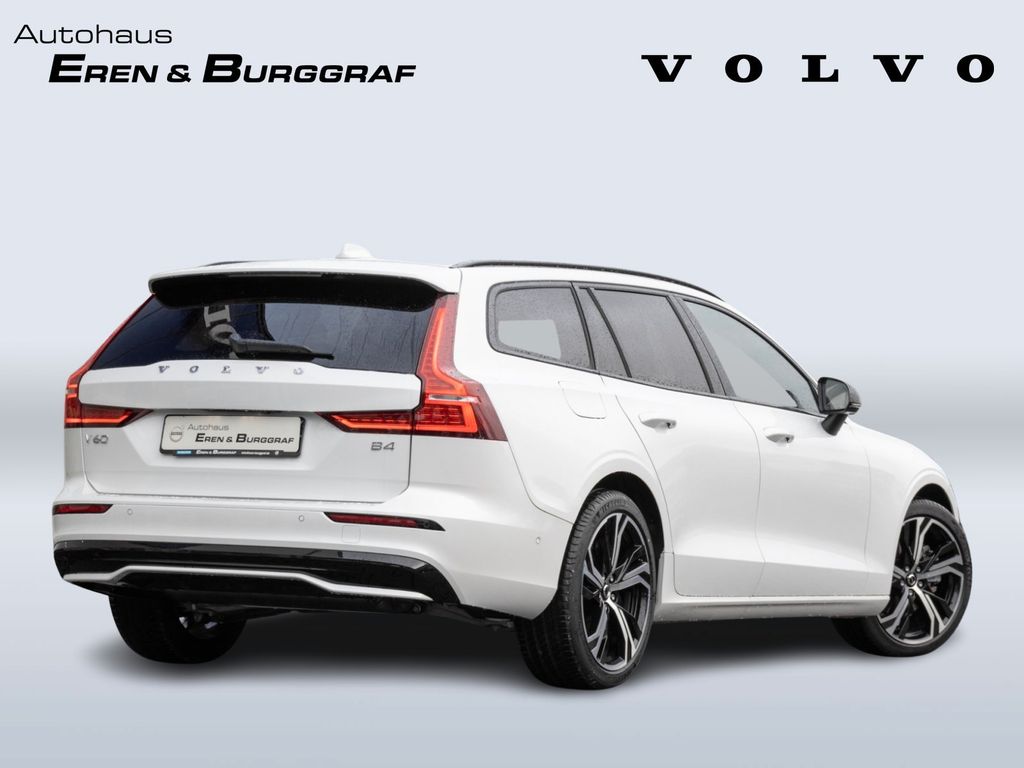 Volvo V60 2025