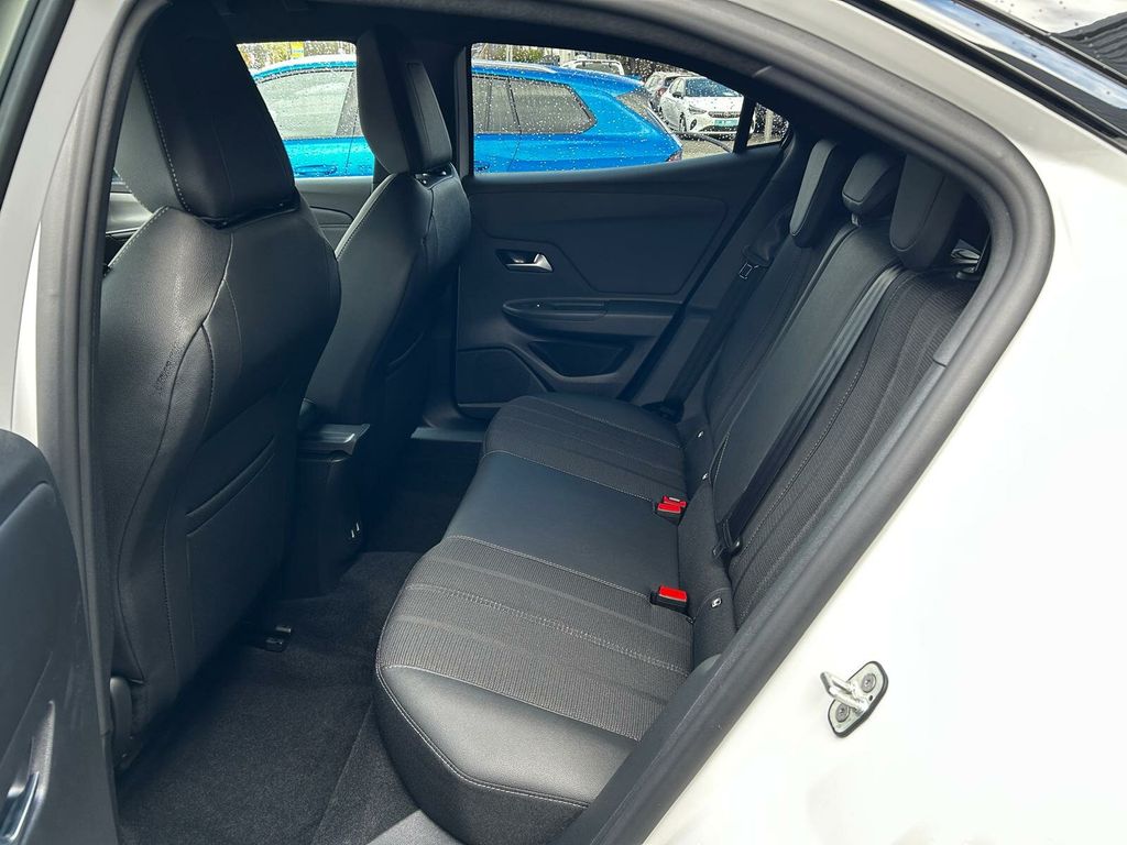 Opel Mokka-e 2025