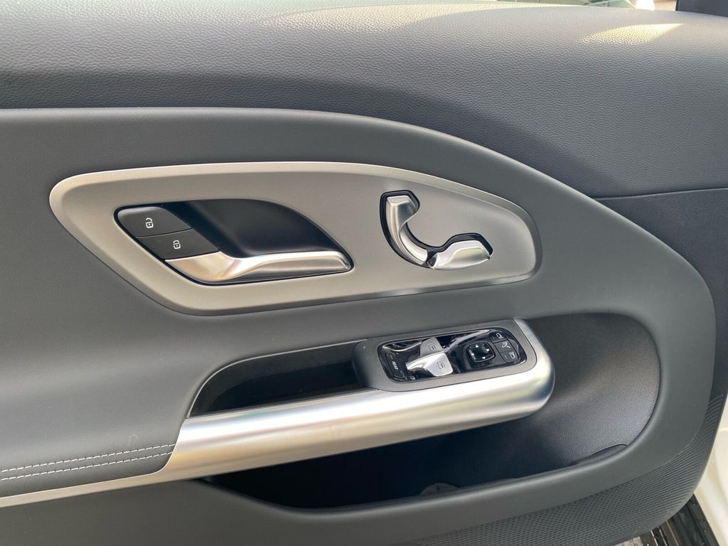 Mercedes-Benz CLA 250 2025