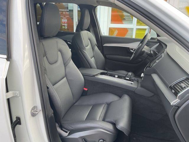 Volvo XC90 2023