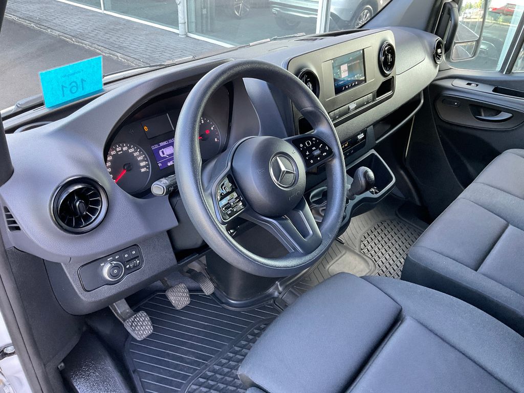 Mercedes-Benz Sprinter 2023