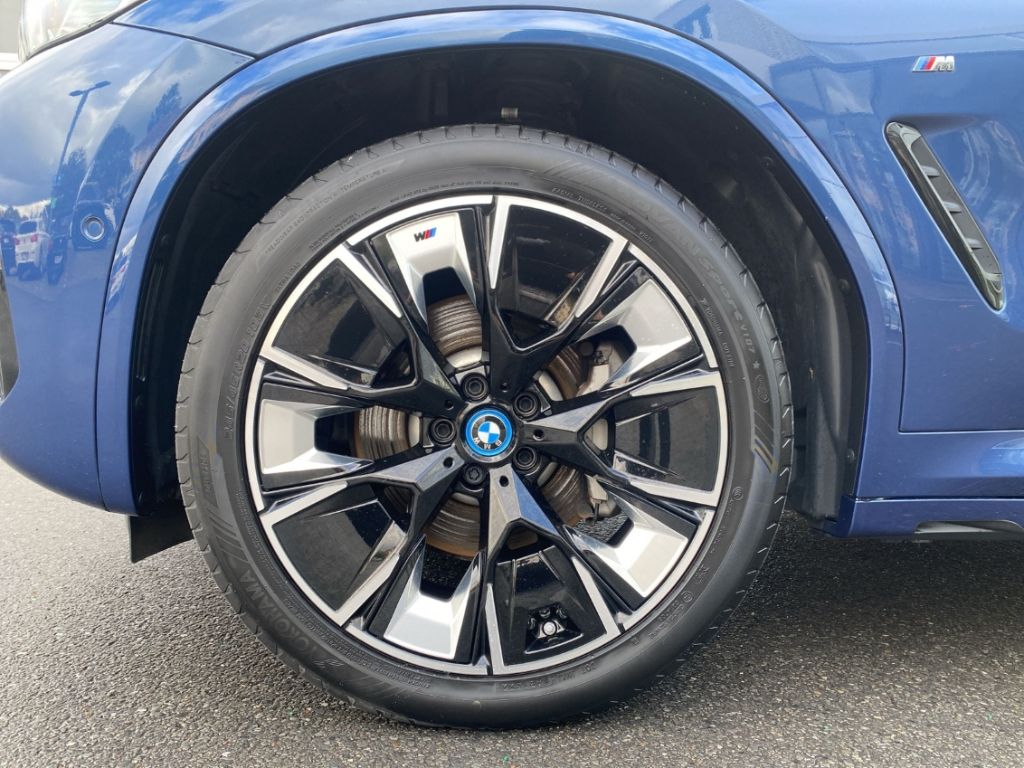 BMW iX3 2022
