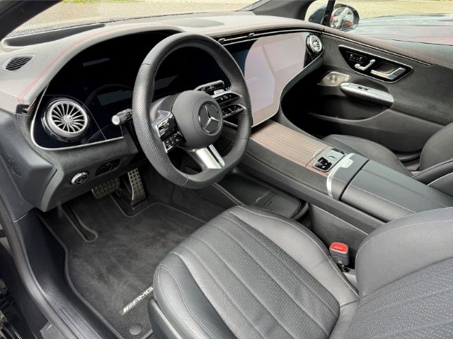 Mercedes-Benz EQE 2024