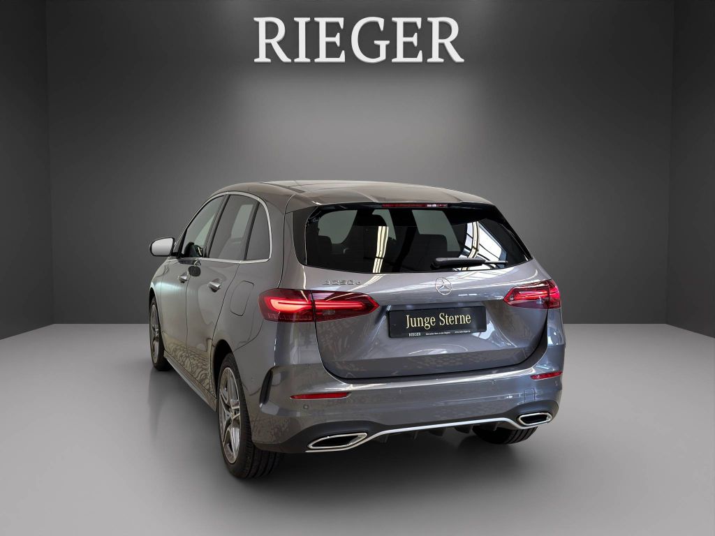 Mercedes-Benz B 250 2024