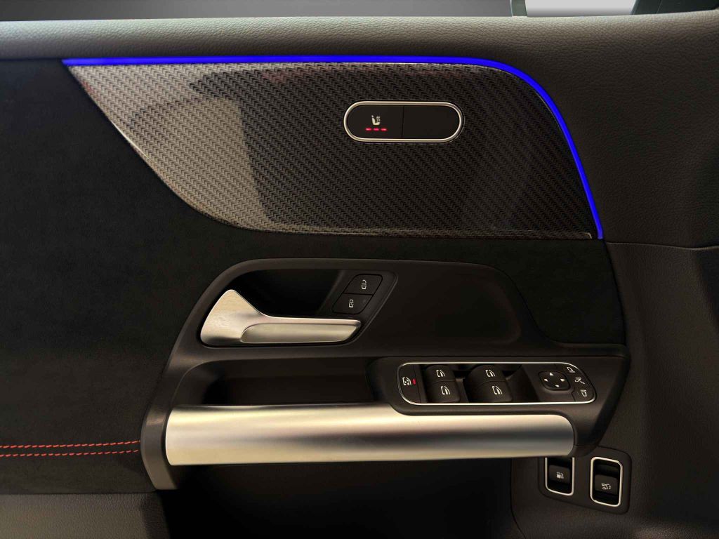 Mercedes-Benz B 250 2024