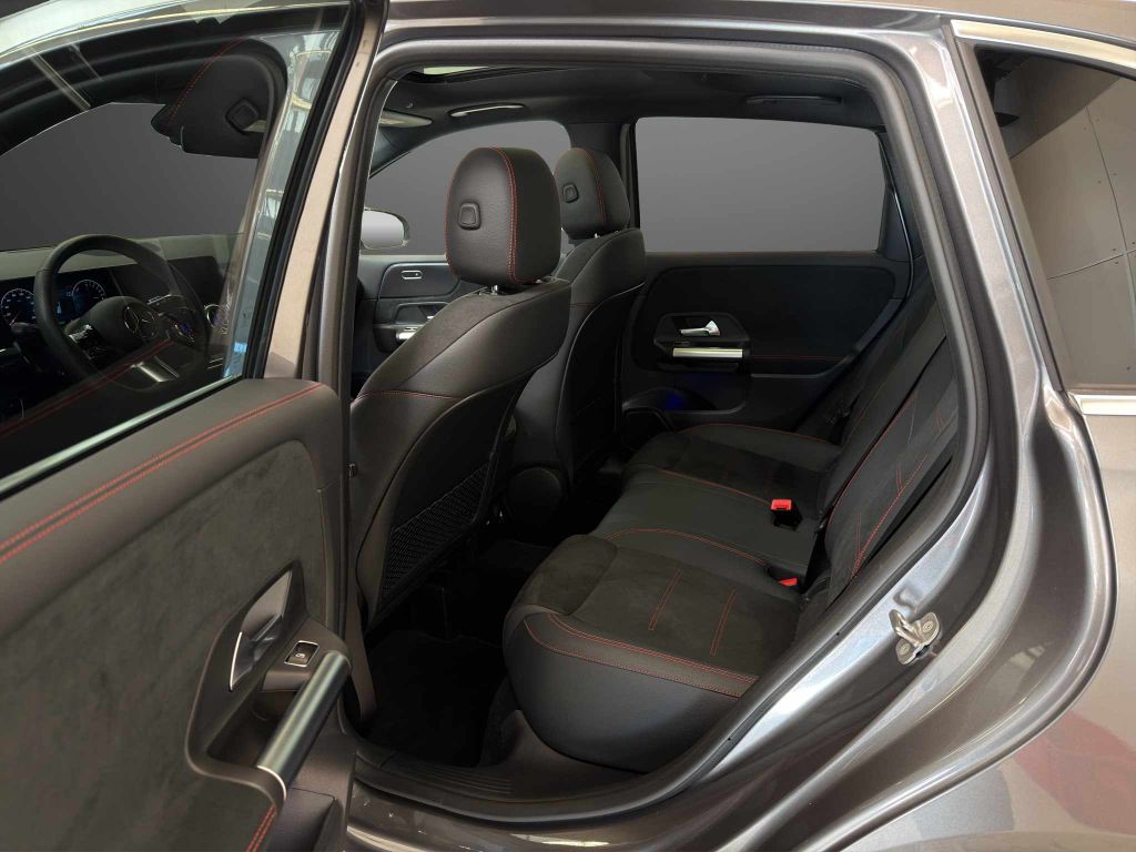 Mercedes-Benz B 250 2024