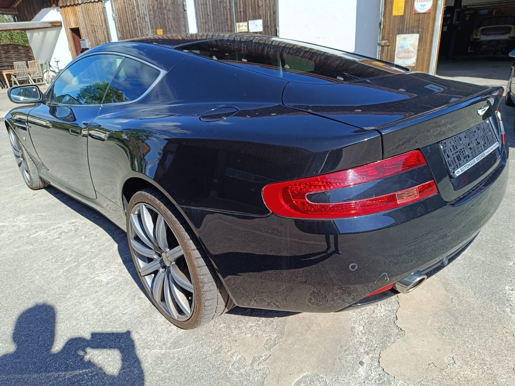 Aston Martin DB9 2008